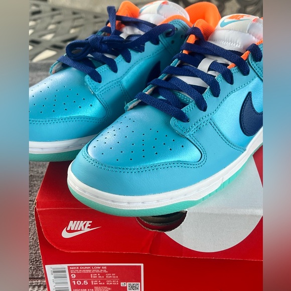 Nike Dunk Low SE Men’s size 9 Women 10.5 Shoe Sneakers HQ1538-416 - Picture 13 of 17